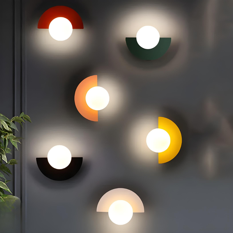 VerraLume™ – Applique LED en Verre Teinté au Style Scandinave