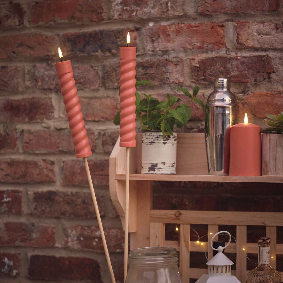 TorchGlow™ – Lot de 4 Bougies Solaires Terracotta à Effet Flamme