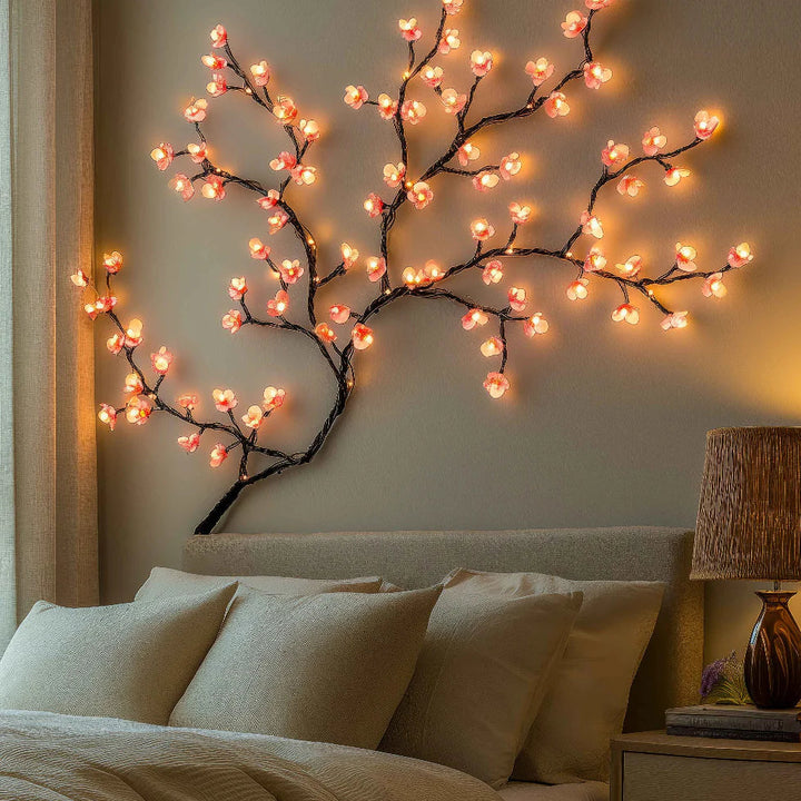 LumiCerise™ – Lampe Murale Poétique aux Tons Cerisiers