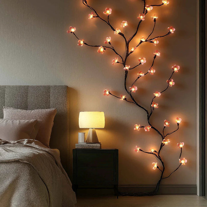 LumiCerise™ – Lampe Murale Poétique aux Tons Cerisiers