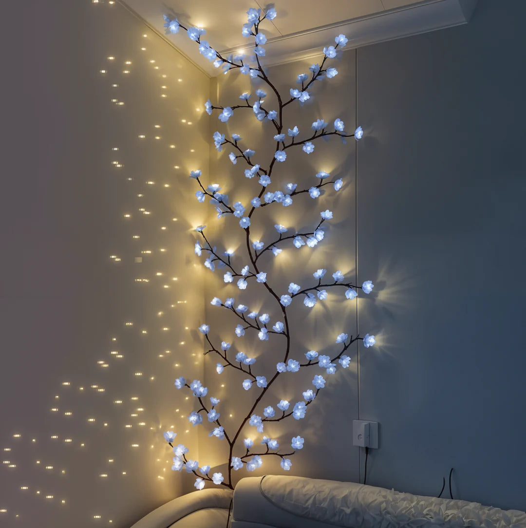 LumiCerise™ – Lampe Murale Poétique aux Tons Cerisiers