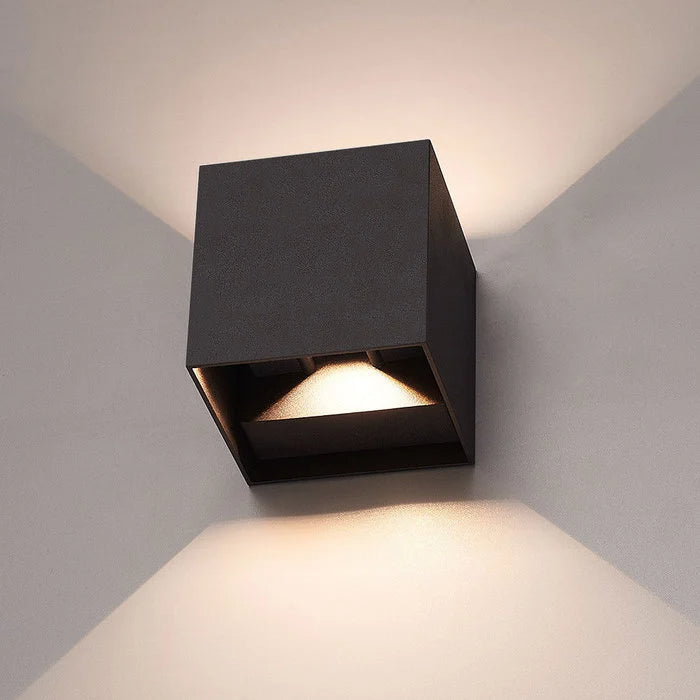 ÉclatModul™ – Lampe Murale Cubique à LED Ajustable