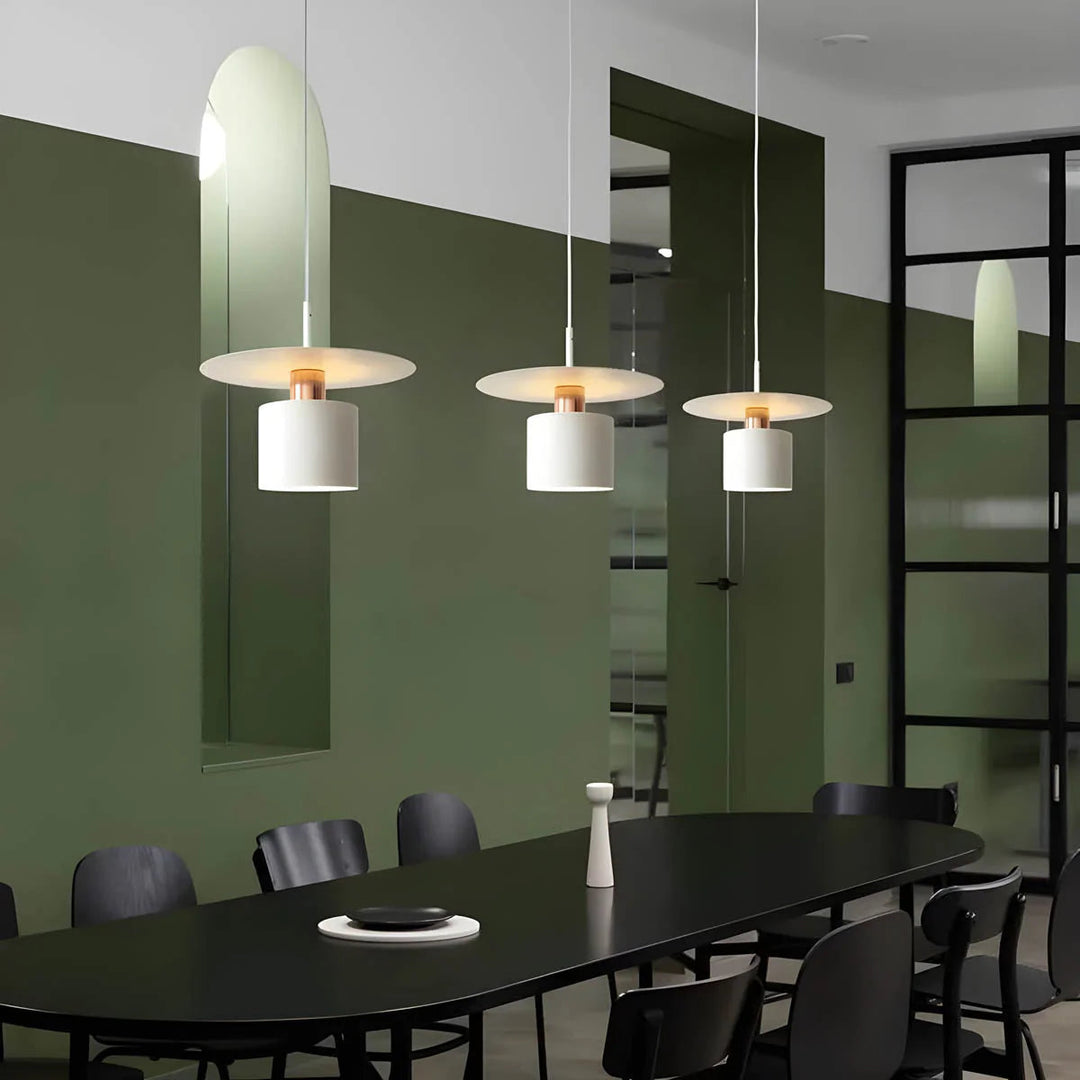 ÉclatMod™ – Suspension Stylée à l’Allure Moderne