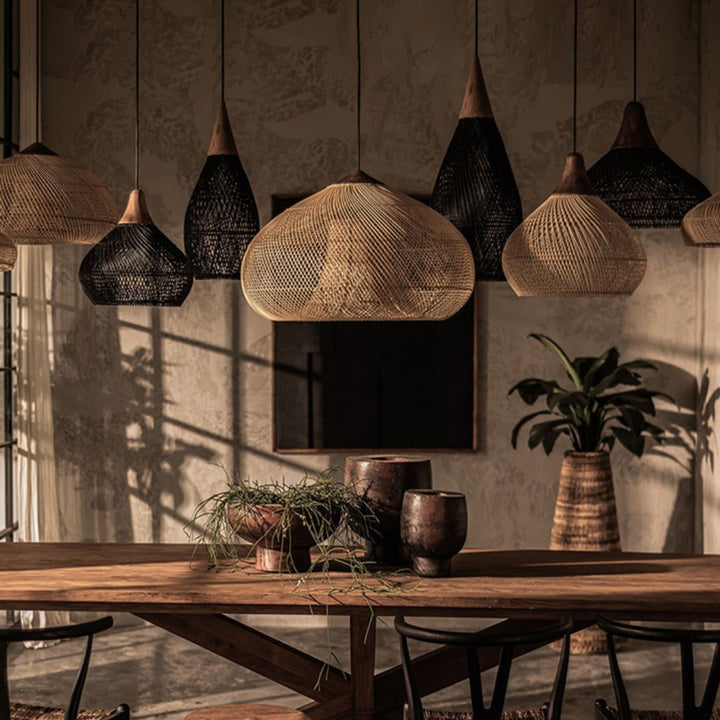RattaLuxe™ – Lustre Vintage en Rotin Tressé