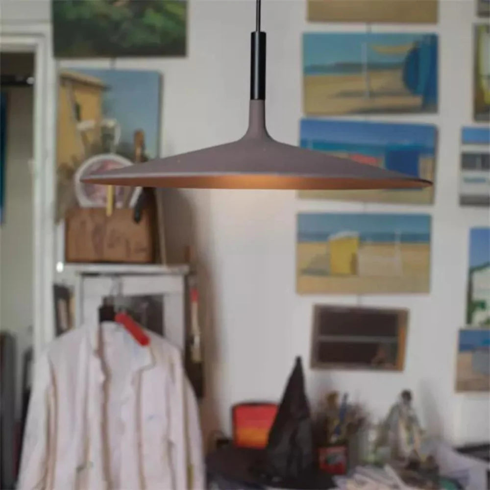 LumiGrandeur™ – Suspension Moderne et Raffinée