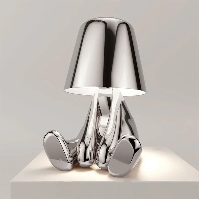 StatuLumi™ – Lampe LED Artistique avec Sculpture Dorée