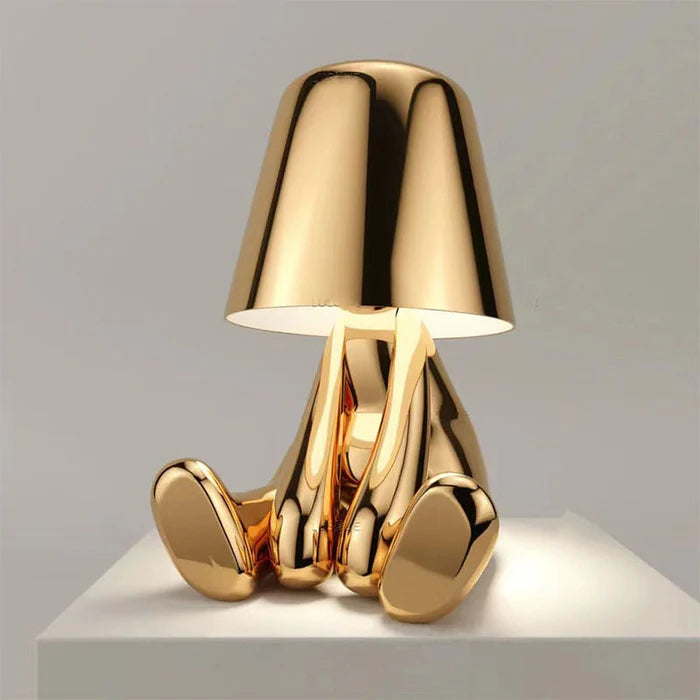 StatuLumi™ – Lampe LED Artistique avec Sculpture Dorée