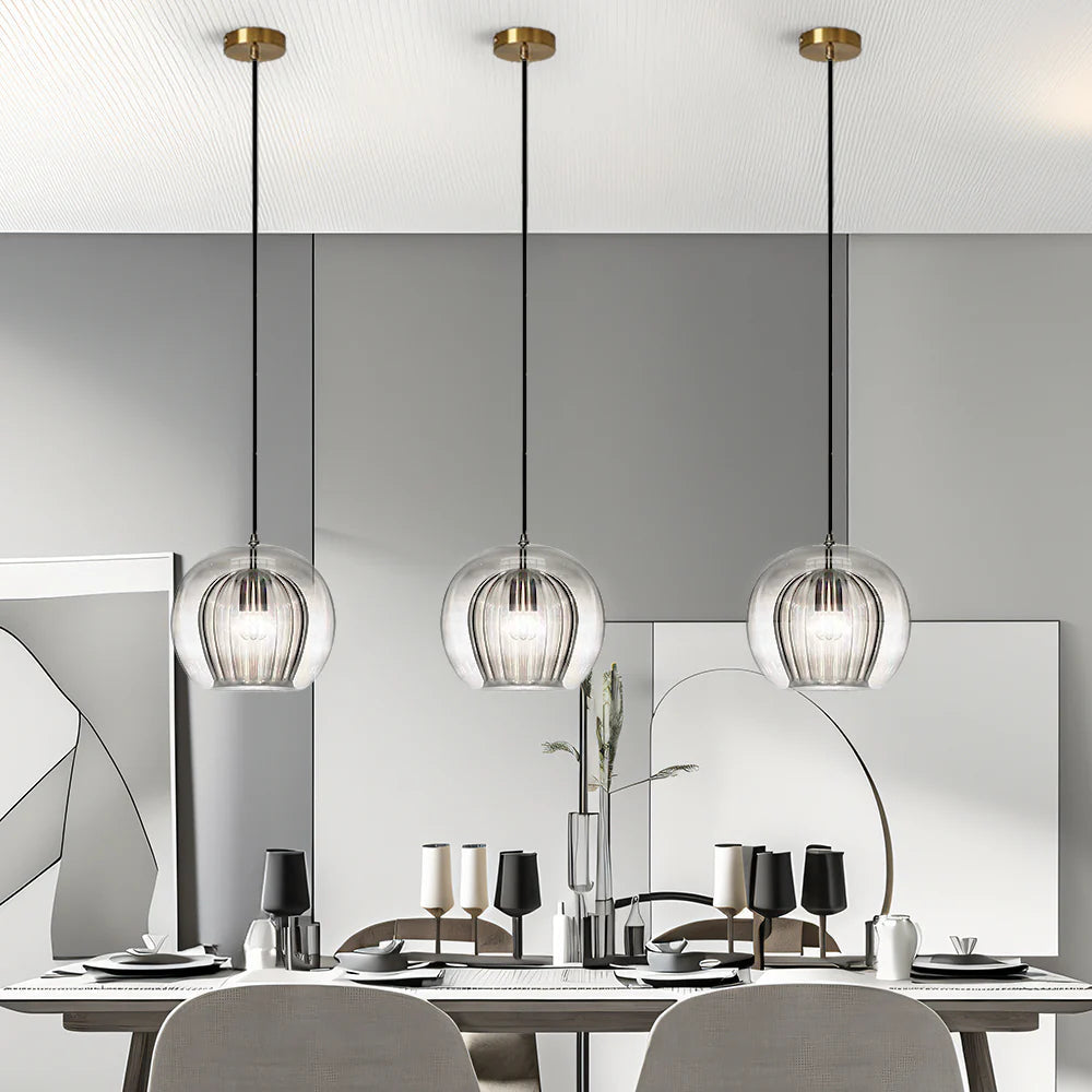 Sphéria™ – Suspension en Verre Soufflé Chic et Moderne