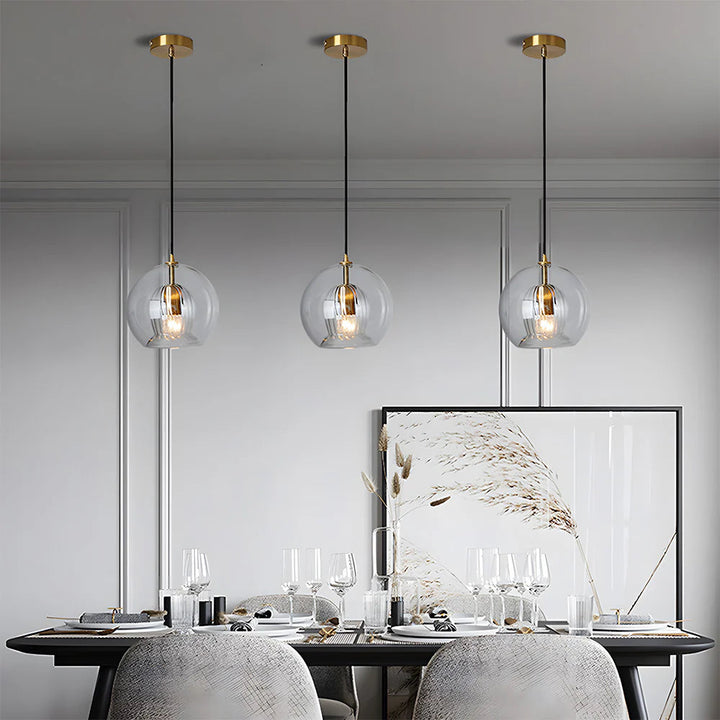Sphéria™ – Suspension en Verre Soufflé Chic et Moderne