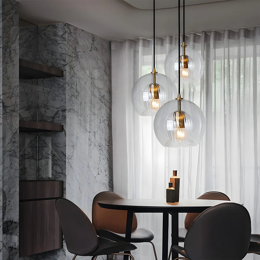 Sphéria™ – Suspension en Verre Soufflé Chic et Moderne