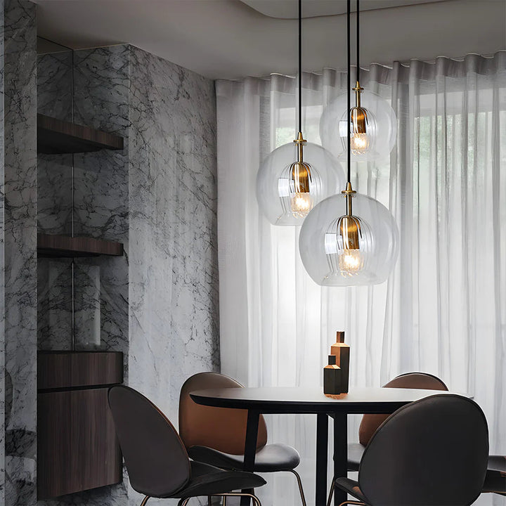Sphéria™ – Suspension en Verre Soufflé Chic et Moderne