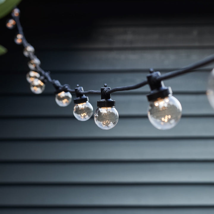 Guirlande Guinguette Pro Connect 15m – 30 LED Blanc Chaud, Câble Noir Raccordable