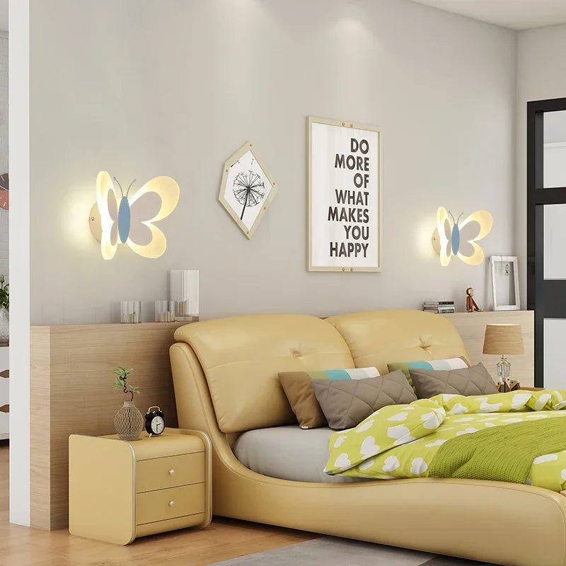 Éclat Aérien™ – Lampe Murale LED Style Papillon