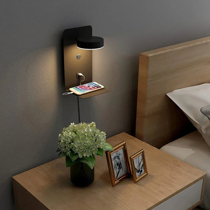 LumiDock™ – Lampe Murale Moderne avec Port de Charge USB