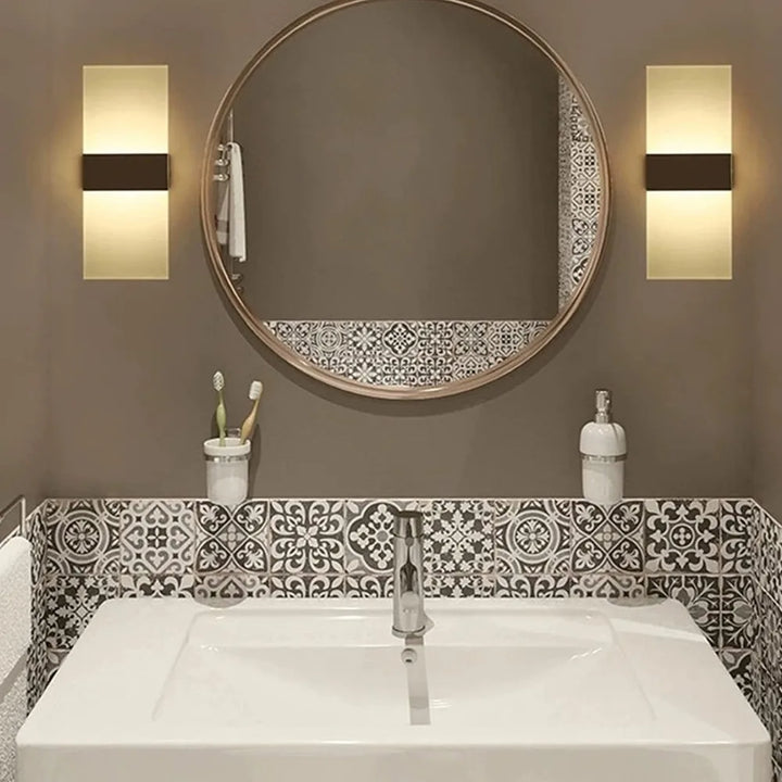 LumiSens™ – Applique Murale LED Design avec Capteur