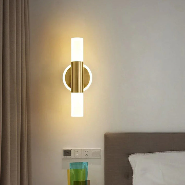 TwinBeam™ – Luminaire Mural Minimaliste à Double Faisceau