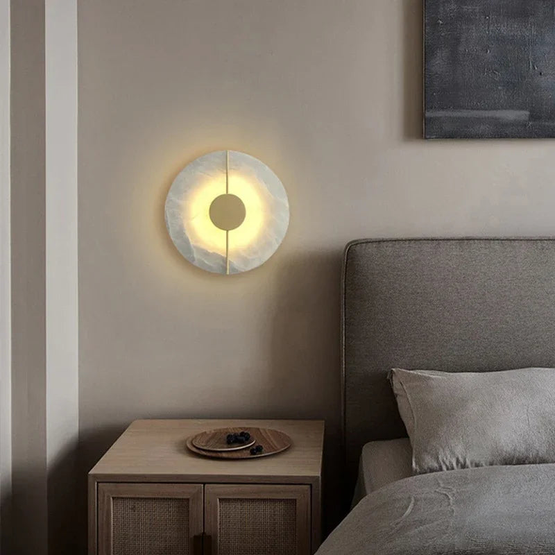 Halo Marbré™ – Luminaire Mural Design Circulaire