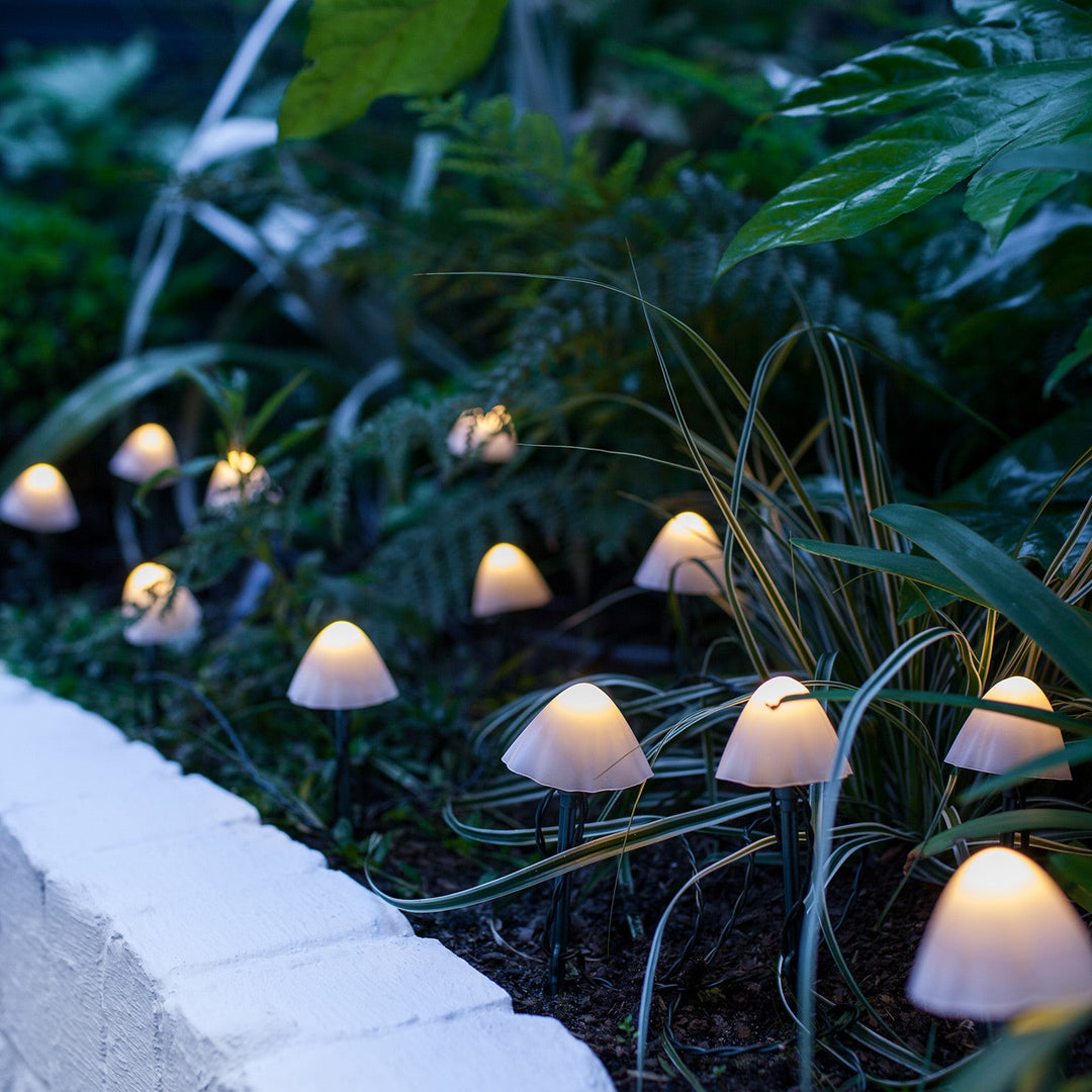 Set de 12 Mini Champignons Solaires d’Extérieur