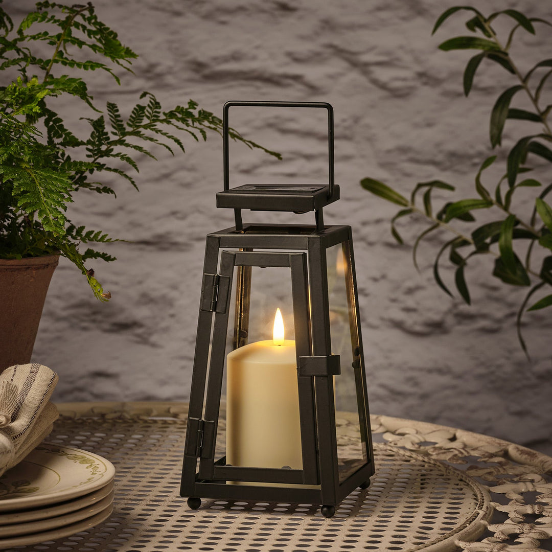Lumière Nomade™ – Petite Lanterne Solaire Porto avec Bougie LED