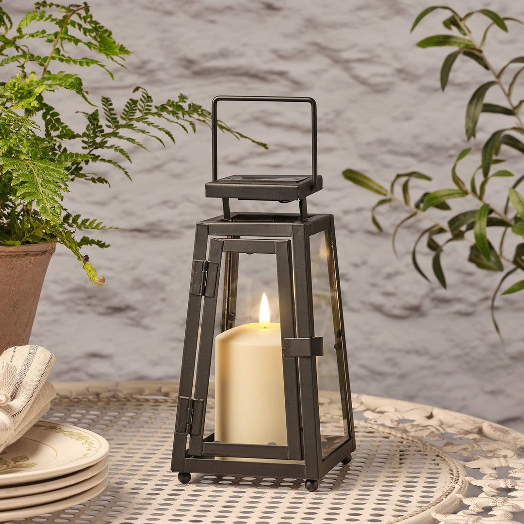 Lumière Nomade™ – Petite Lanterne Solaire Porto avec Bougie LED