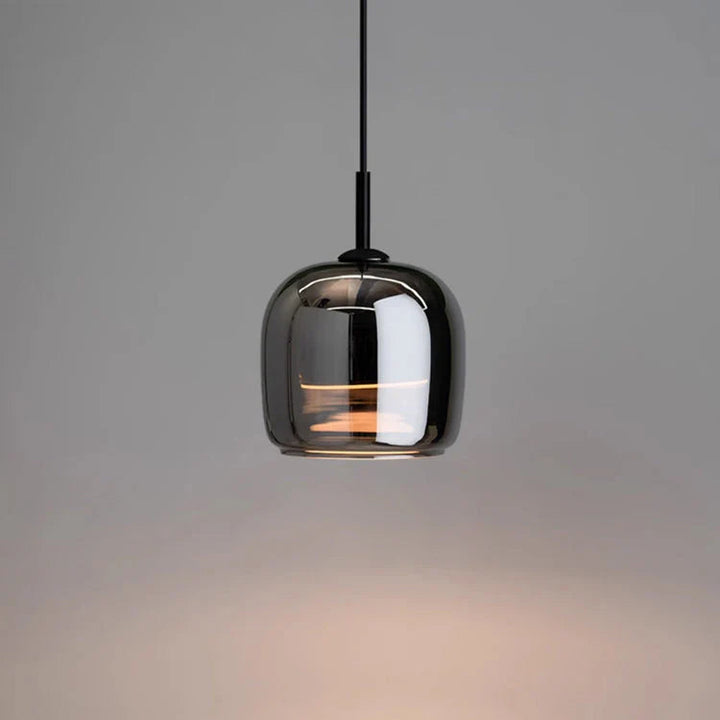 NoctaLumi™ – Lampe Pendante Sombre au Design Raffiné