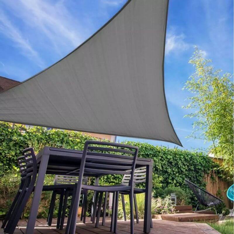 Ciel Nuage™ – Voile Triangulaire Ton Gris Doux