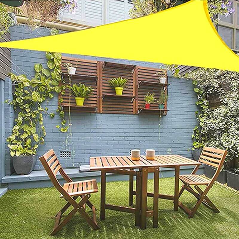 LumiVoile™ – Protection Solaire Triangulaire Jaune