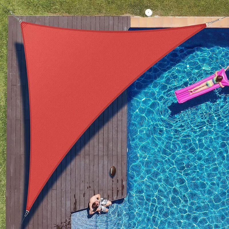 RougeZen™ – Voile Triangulaire Anti-UV Élégant
