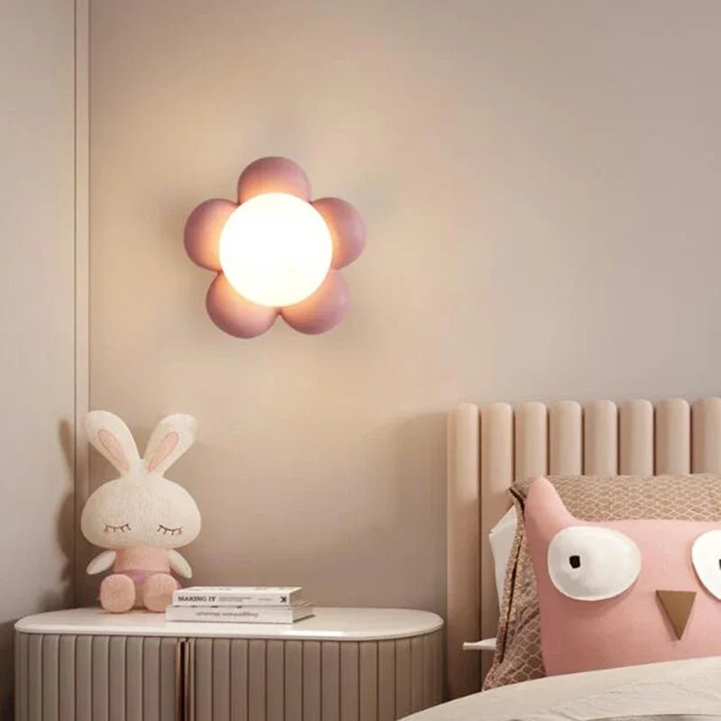 FleurLune™ – Éclairage Mural Doux en Forme de Fleur