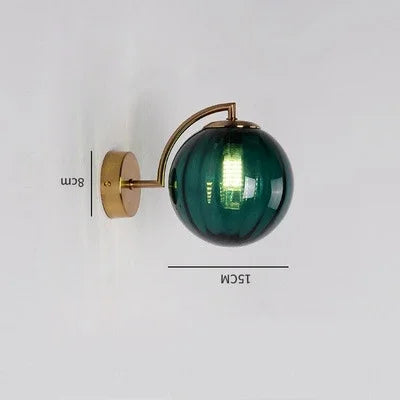 NordiVerre™ – Applique Murale Élégante à Effet Vitrail