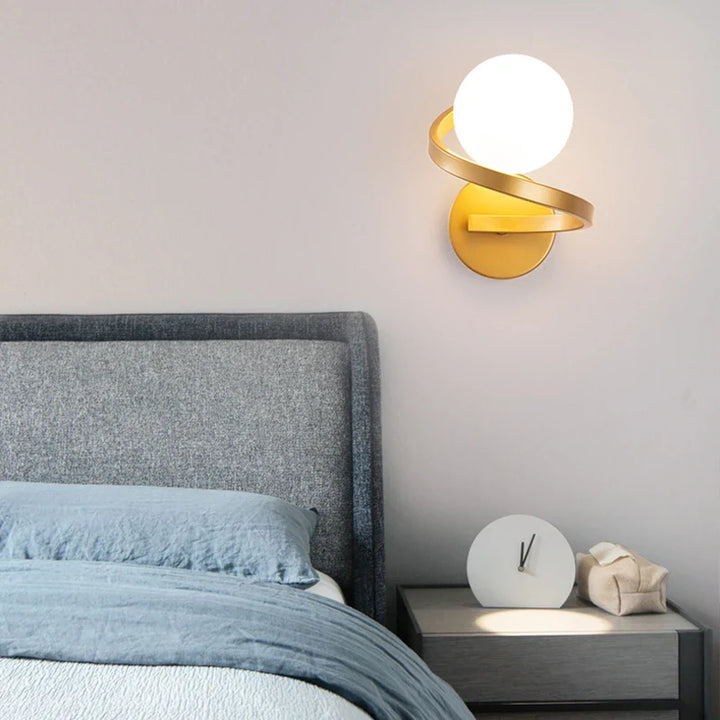 ScandiLume™ – Applique Murale Sphérique au Design Nordique