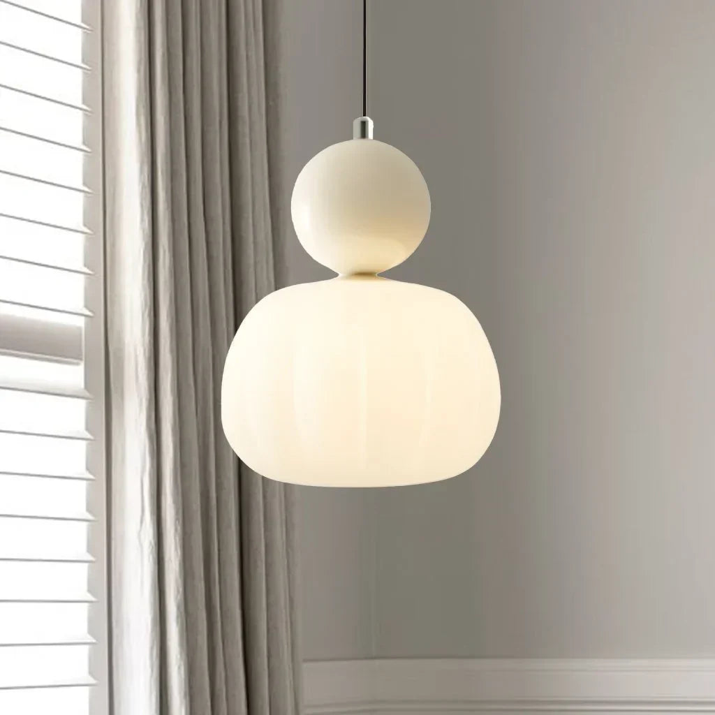 LumiCrème™ – Suspension Douce Inspirée de l’Art Déco