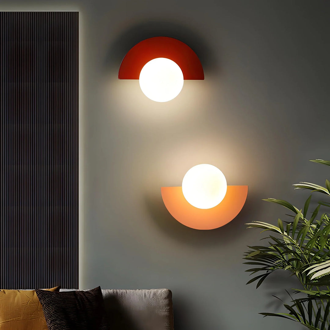 VerraLume™ – Applique LED en Verre Teinté au Style Scandinave