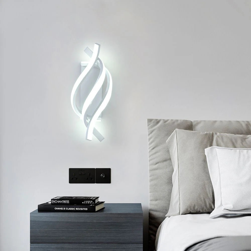 LumiVolta™ – Éclairage Mural Spirale Chic et Innovant