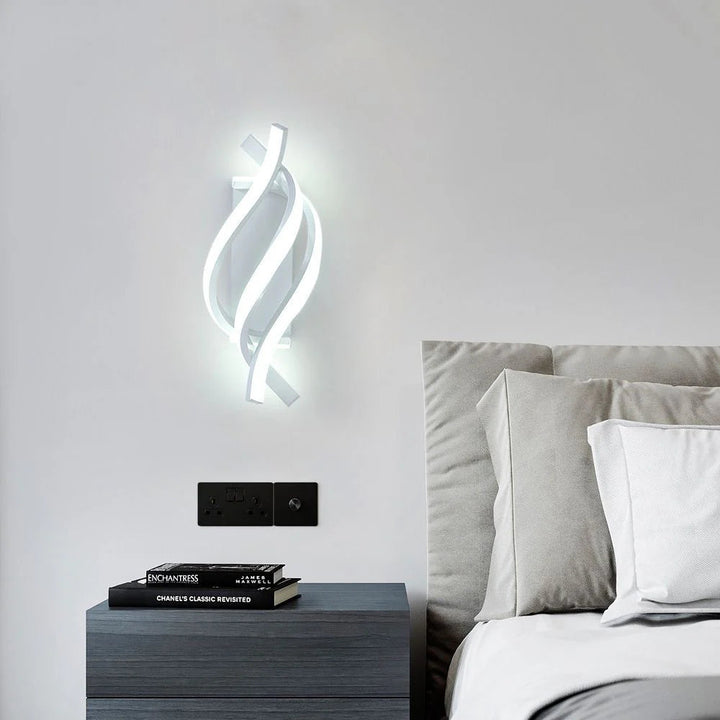 LumiVolta™ – Éclairage Mural Spirale Chic et Innovant