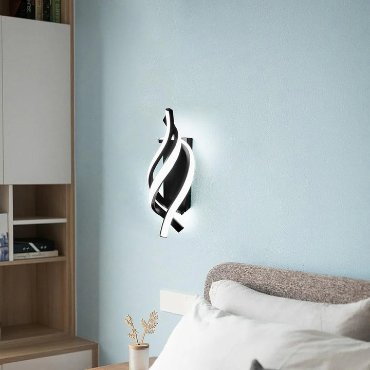 LumiVolta™ – Éclairage Mural Spirale Chic et Innovant