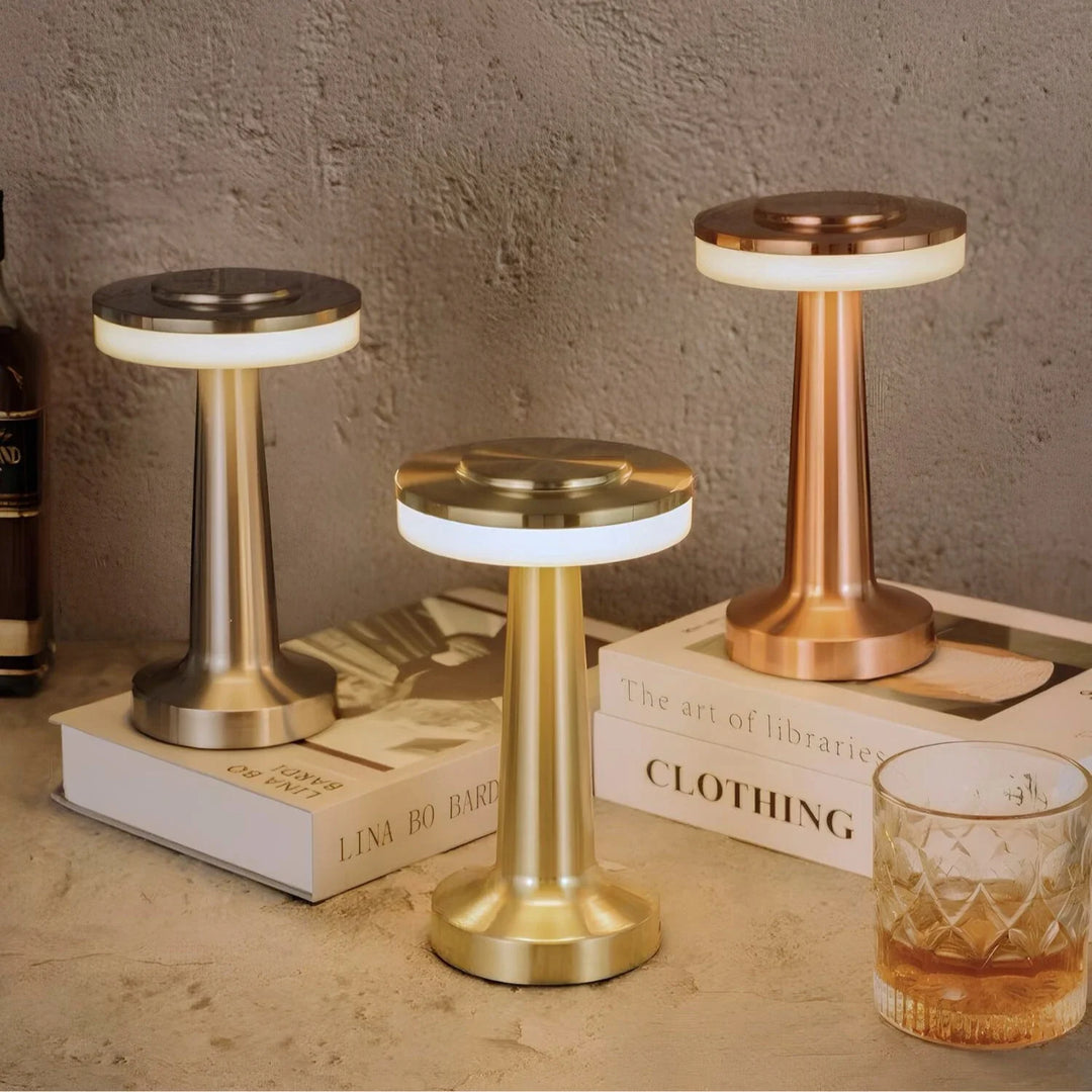 VintageGlow™ – Lampe de Table au Style Rétro