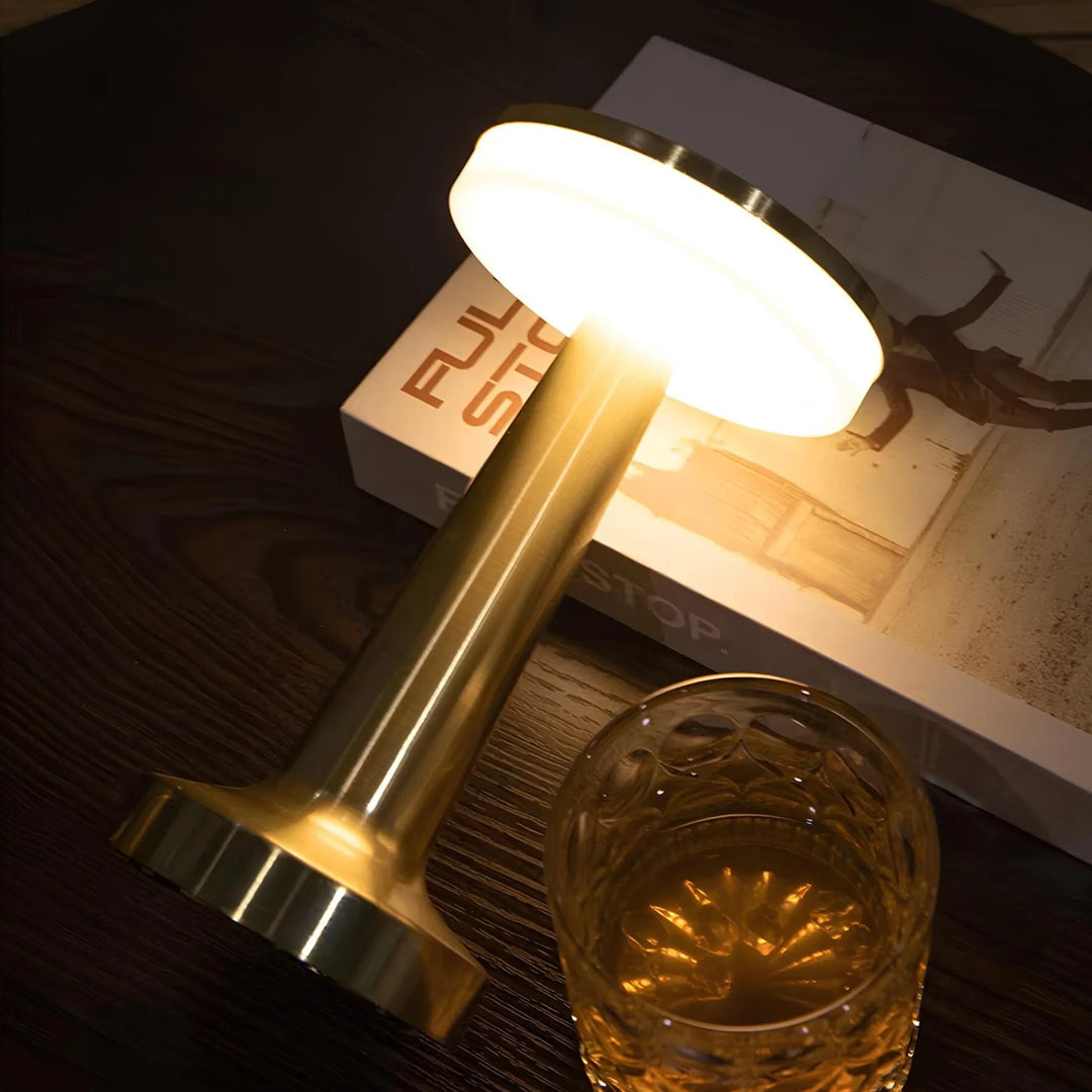 VintageGlow™ – Lampe de Table au Style Rétro