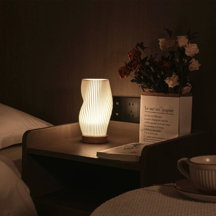 LumaWave™ – Lampe Élégante à Lumière Personnalisable