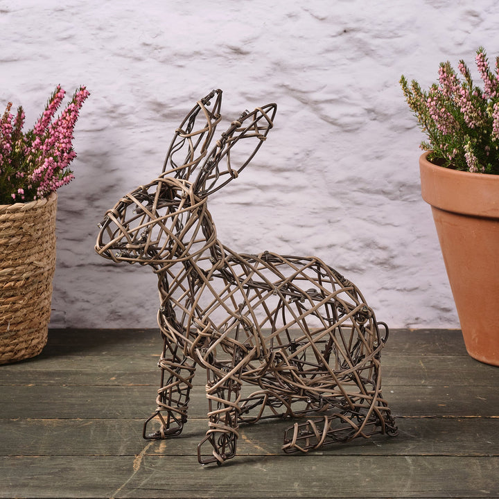 Lapin Éclatant™ en Rotin 33 cm, Fonctionne sur Piles