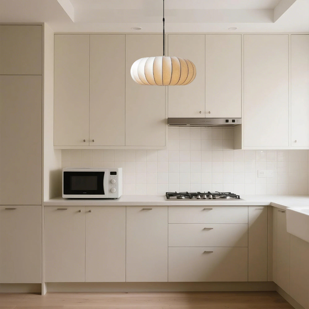 PureLantern™ – Suspension Élégante Style Lanterne