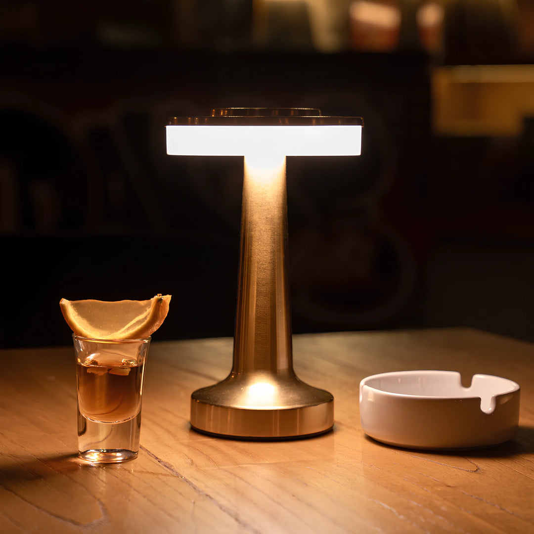 VintageGlow™ – Lampe de Table au Style Rétro