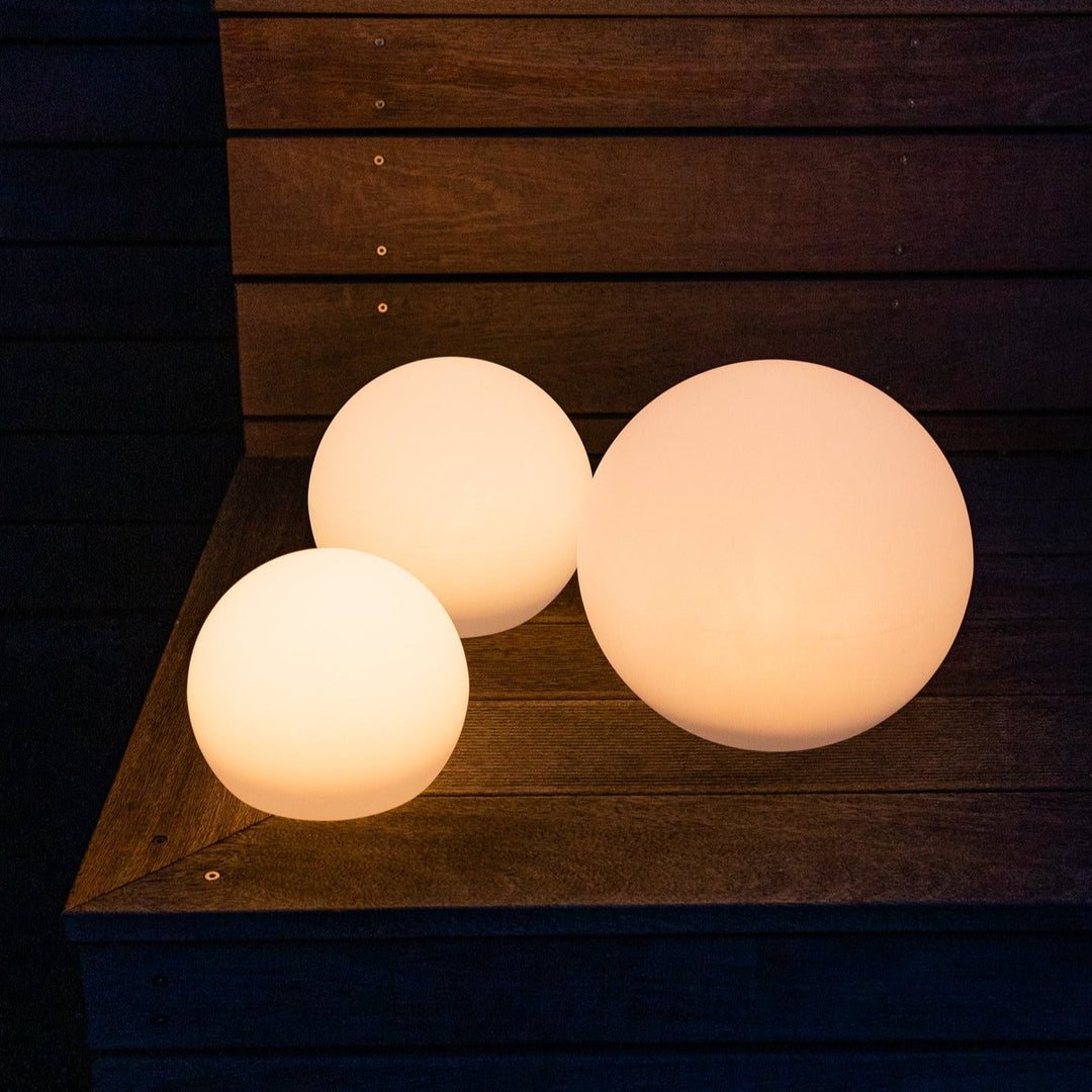 LumiSphere™ – Lampe Extérieure Élégante