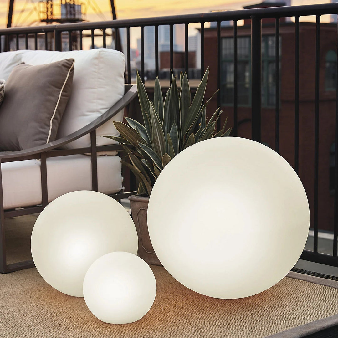 LumiSphere™ – Lampe Extérieure Élégante