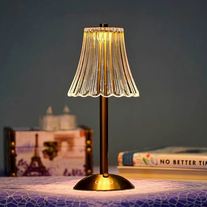 CristalLux™ – Lampe Métal Design Épuré