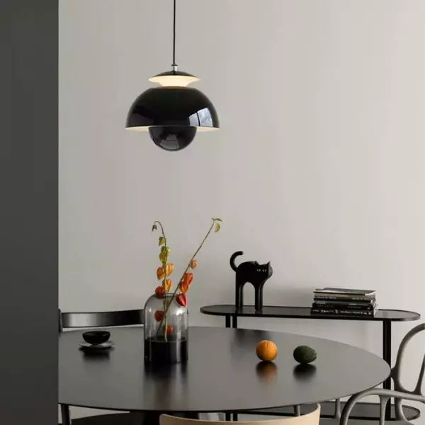 LumiBourgeon™ – Lustre Créatif au Design Floral Rétro