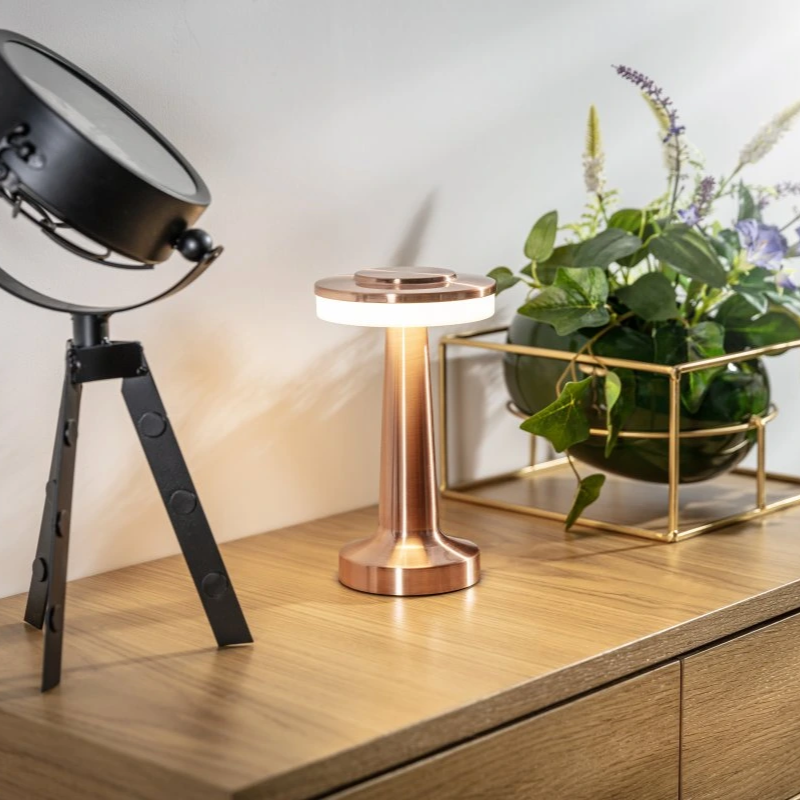 VintageGlow™ – Lampe de Table au Style Rétro