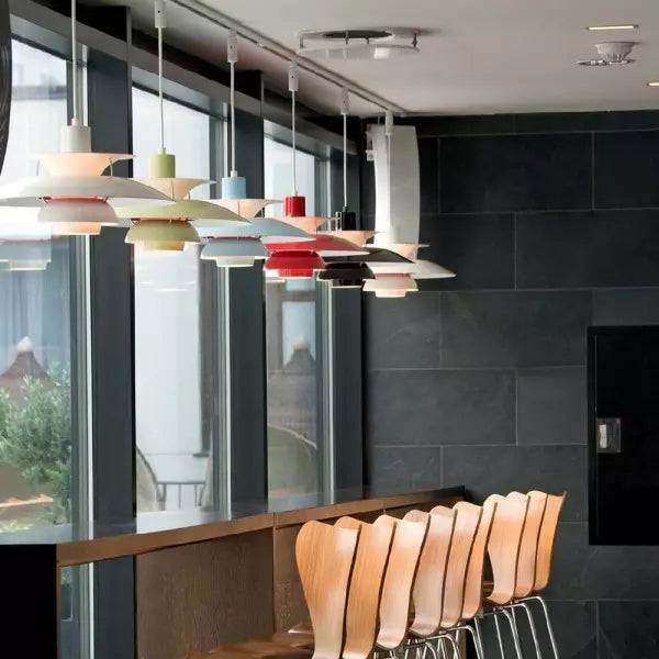 Layera™ – Luminaire Suspendu Métallique à Effet Structuré