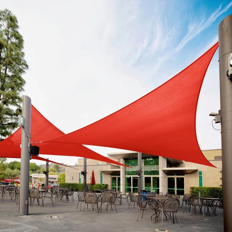 RougeZen™ – Voile Triangulaire Anti-UV Élégant