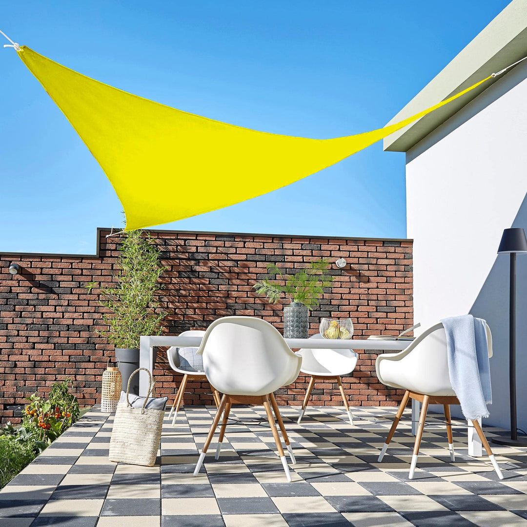 LumiVoile™ – Protection Solaire Triangulaire Jaune